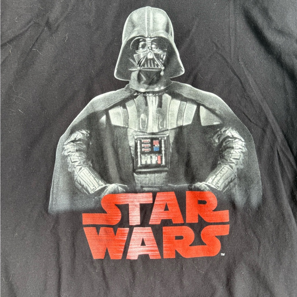 Star Wars • Darth Vader Tshirt - Picture 2 of 3